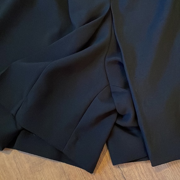 Worthington black skort. - Picture 2 of 4